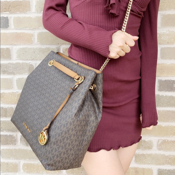 Gaby’sBags👜💕Michael Kors Chain Tote&Crossbody - Picture 6 of 8